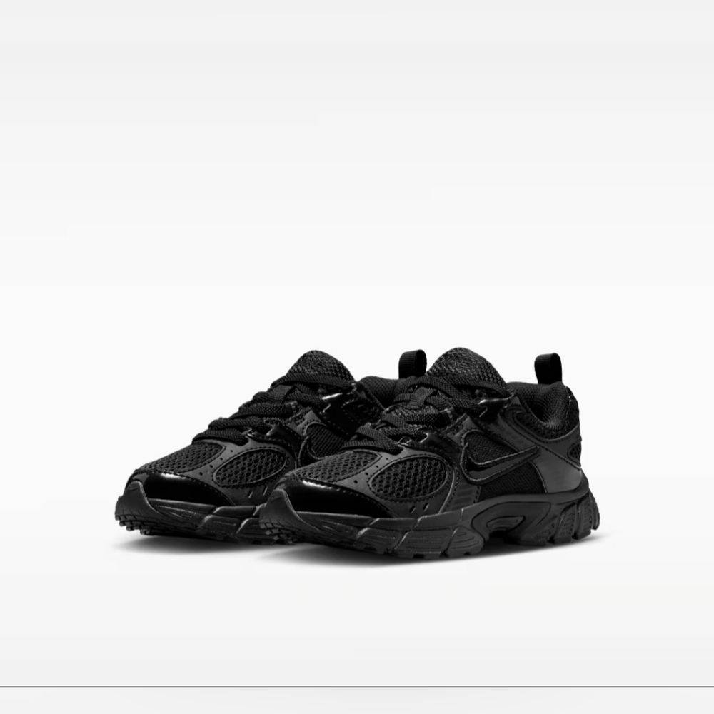 Nike V5 RNRLittle Kids' Shoes 1.5Y